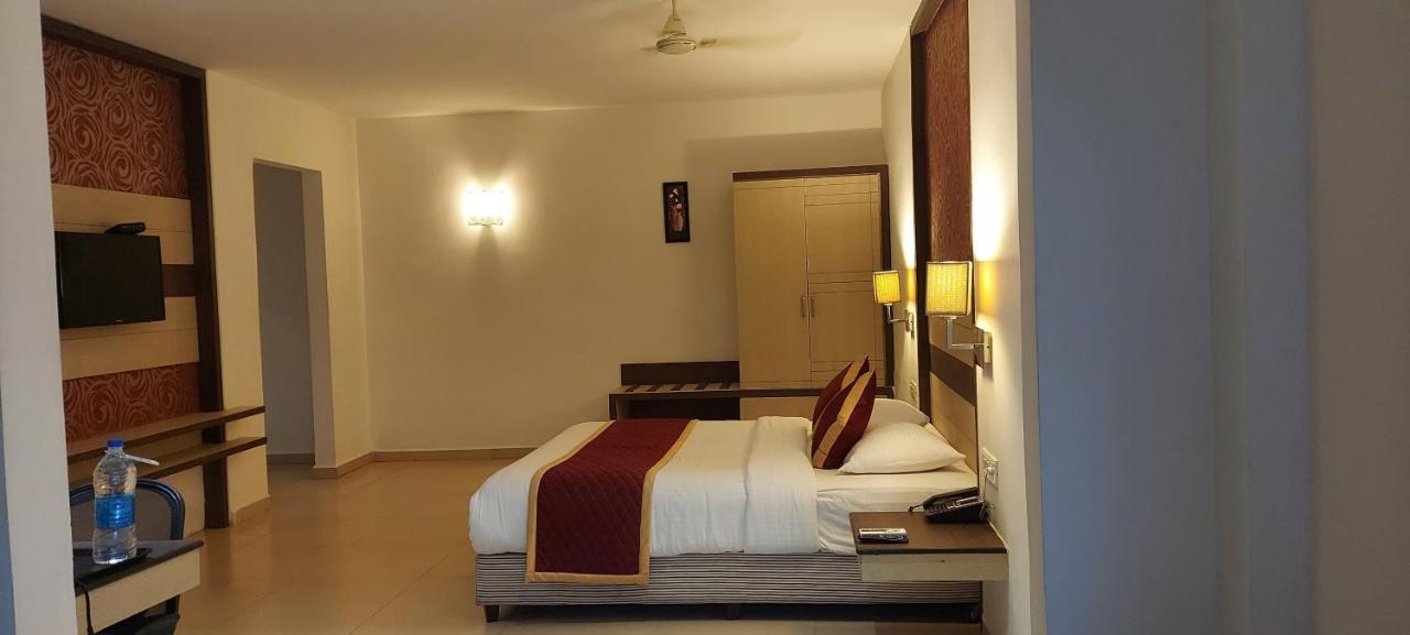 Srm Hotel Thoothukudi Exterior foto