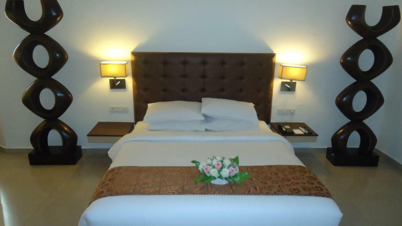 Srm Hotel Thoothukudi Exterior foto